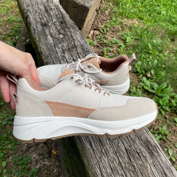 NWT Kodiak Brigden Shoes Size 9.5 Woman’s - Picture 2 of 12